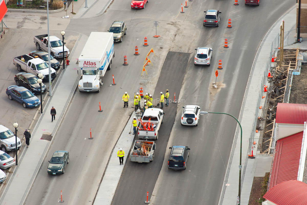 D80_5810_winnipeg_road_work